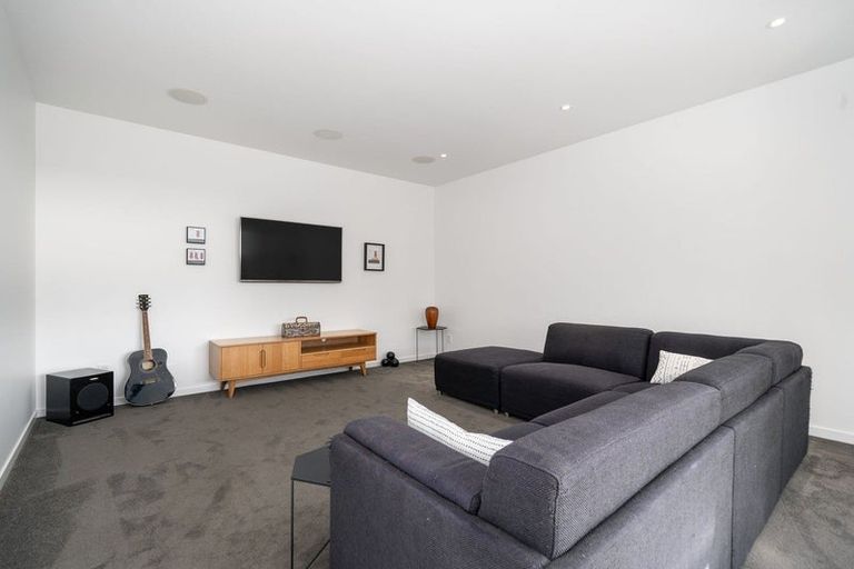 Photo of property in 8 Rostrevor Place, Mairehau, Christchurch, 8052