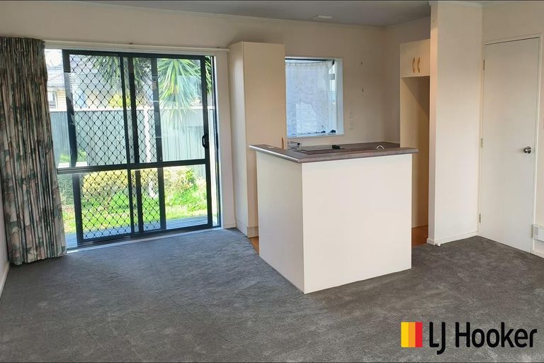 Photo of property in 45 Clevedon Road, Papakura, 2110