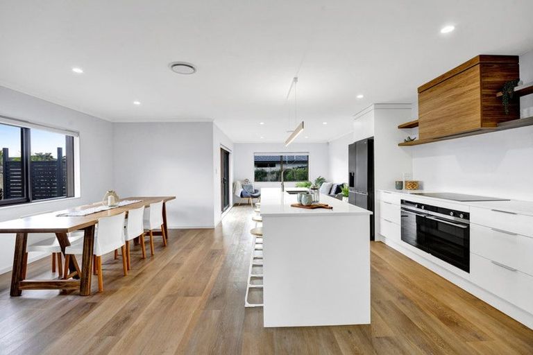 Photo of property in 5 Marlin Terrace, Bell Block, New Plymouth, 4312