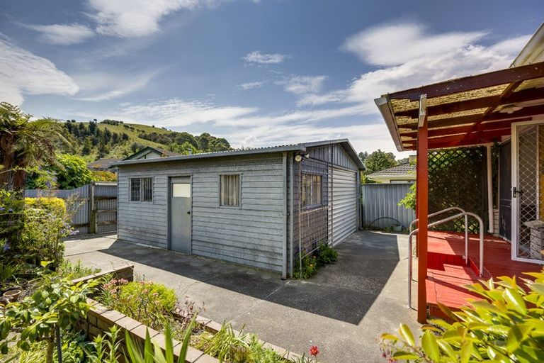 Photo of property in 26 Trigg Crescent, Taradale, Napier, 4112