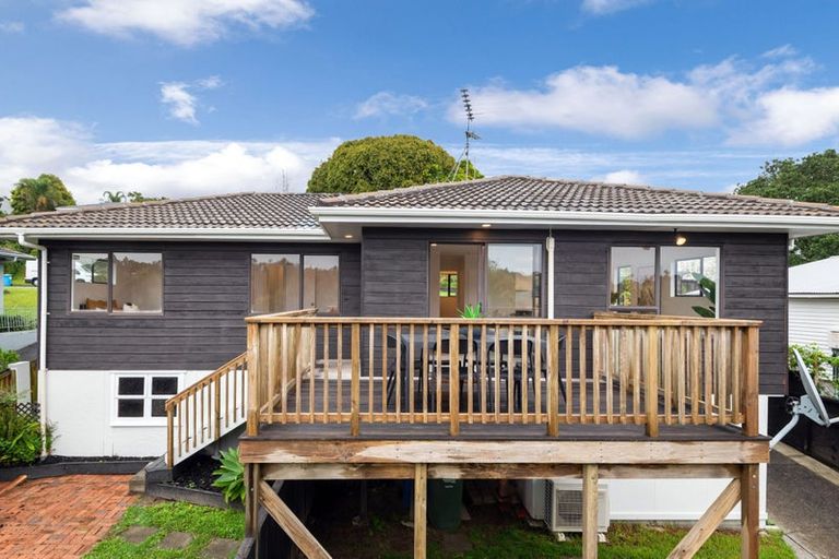 Photo of property in 8 Hague Place, Birkenhead, Auckland, 0626