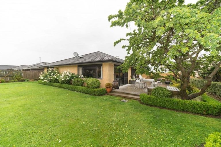 Photo of property in 66 Roberts Line, Kelvin Grove, Palmerston North, 4414