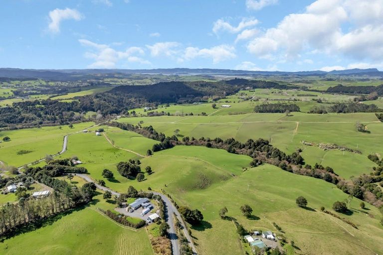 Photo of property in 122 Iranui Road, Inner Kaiti, Gisborne, 4010