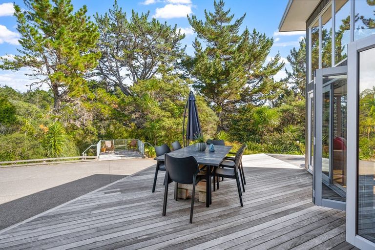 Photo of property in 84a Scott Road, Stanmore Bay, Whangaparaoa, 0932