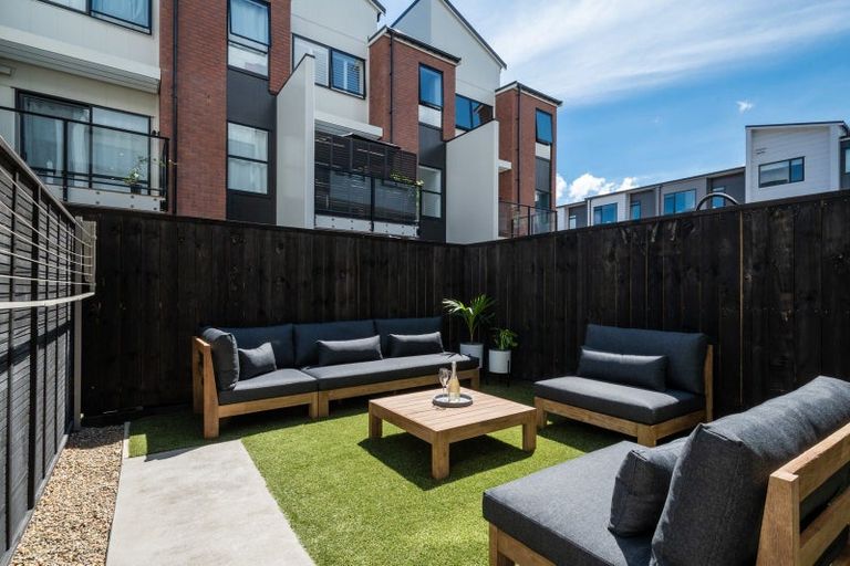 Photo of property in 5 Eyton Kay Road, Hobsonville, Auckland, 0616