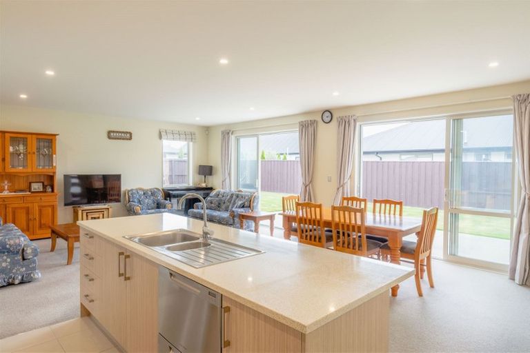 Photo of property in 22 Oaks Drive, Lincoln, 7608