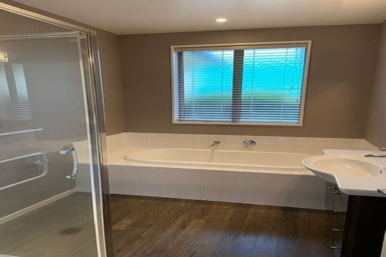 Photo of property in 1 Macaulay Street, Ahuriri, Napier, 4110