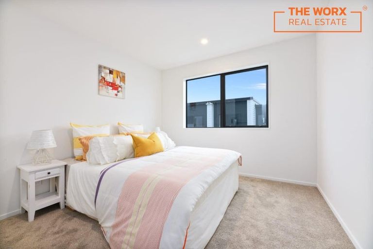 Photo of property in 118 Hyperion Drive, Randwick Park, Auckland, 2105