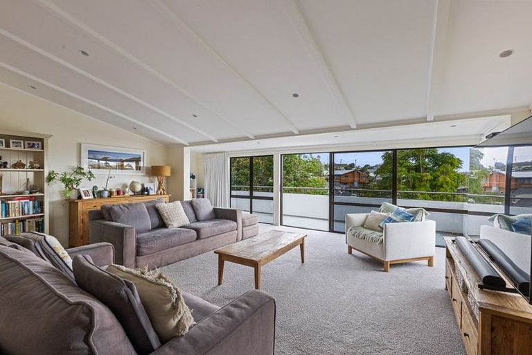 Photo of property in 50 Swann Beach Road, Stanmore Bay, Whangaparaoa, 0932