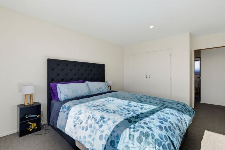 Photo of property in 2/39 Richill Street, Belfast, Christchurch, 8051