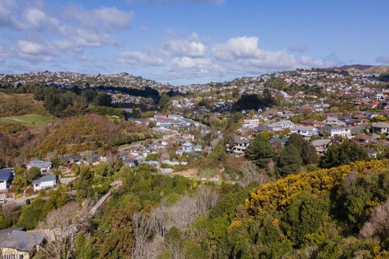 Photo of property in 9 Pine Hill Rise, Glenside, Wellington, 6037