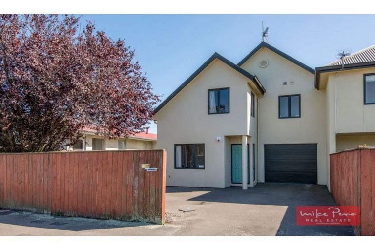 Photo of property in 1/12 Burdale Street, Riccarton, Christchurch, 8011