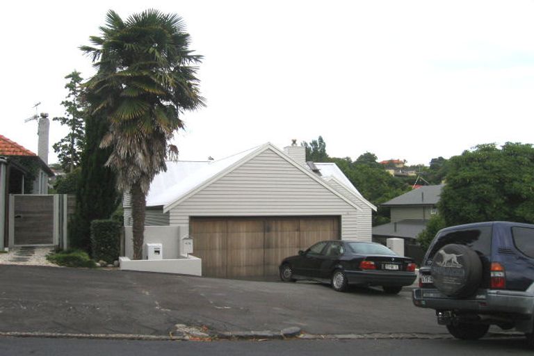 Photo of property in 106 Waiatarua Road, Remuera, Auckland, 1050