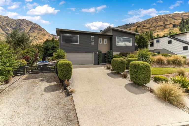 Photo of property in 4 Thomas Lane, Arthurs Point, Queenstown, 9371