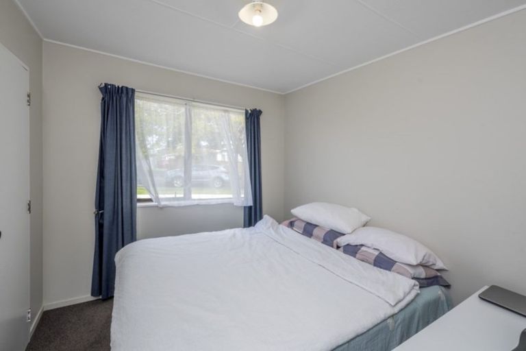 Photo of property in 13 Adkin Avenue, Levin, 5510