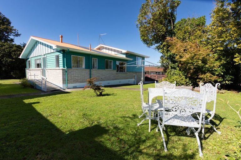 Photo of property in 25 Guy Street, Dannevirke, 4930