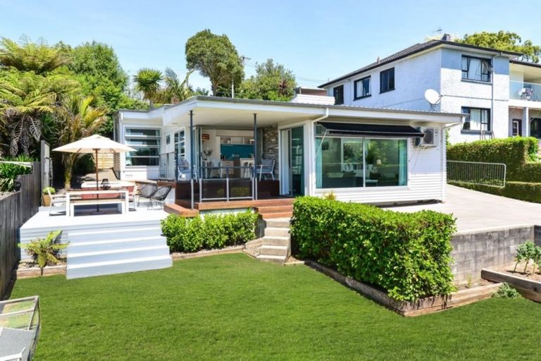 Photo of property in 70 Forest Lake Road, Forest Lake, Hamilton, 3200