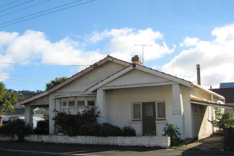 Photo of property in 160 Victoria Road, Saint Clair, Dunedin, 9012