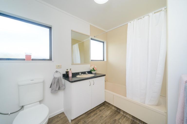 Photo of property in 5 Williams Road, Tokomaru, Palmerston North, 4474