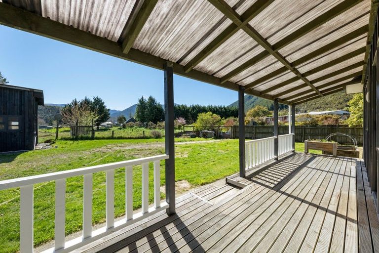 Photo of property in 137 Wakamarina Road, Canvastown, Havelock, 7178