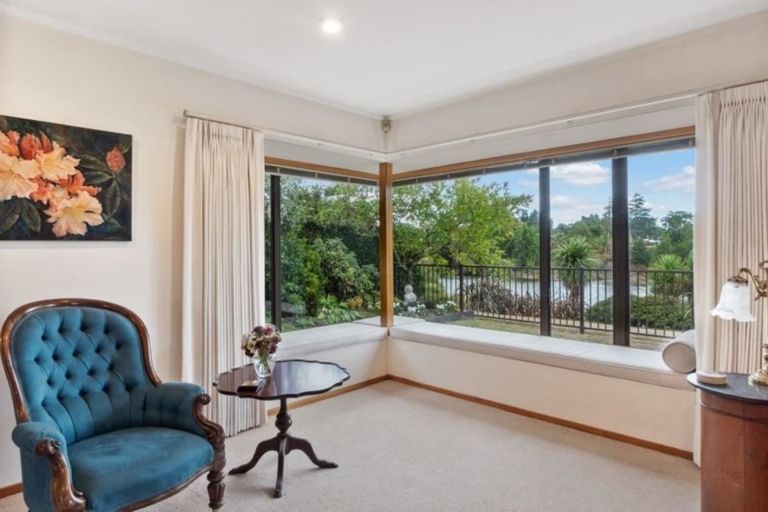 Photo of property in 74 Delamare Road, St Andrews, Hamilton, 3200