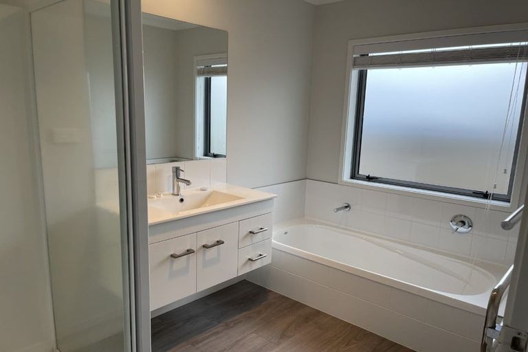 Photo of property in 35 Materawaho Way, Pyes Pa, Tauranga, 3112