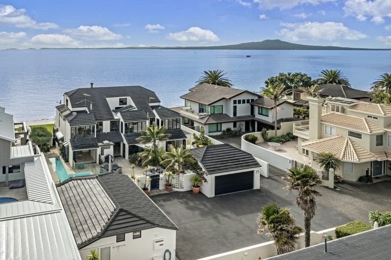 Photo of property in 1/15 Craig Road, Milford, Auckland, 0620