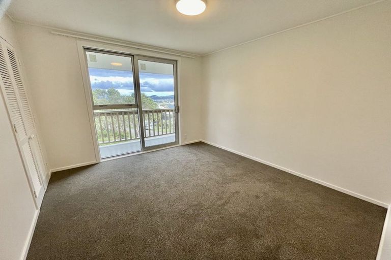 Photo of property in 1/7 Rangitane Street, Maupuia, Wellington, 6022