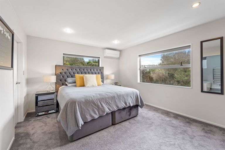 Photo of property in 18 Bella Vista Drive, Gulf Harbour, Whangaparaoa, 0930