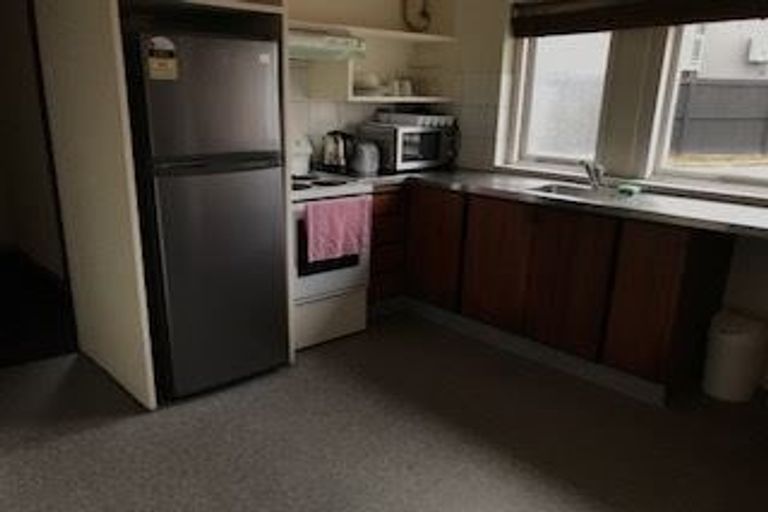 Photo of property in 1/136 Holly Road, St Albans, Christchurch, 8014