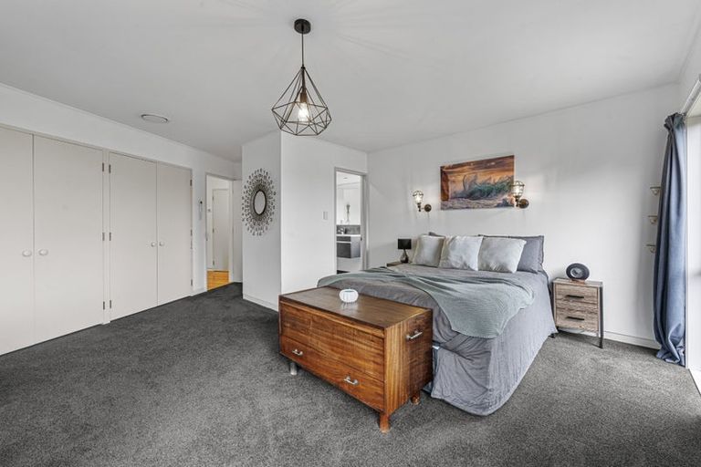 Photo of property in 178 Bleakhouse Road, Mellons Bay, Auckland, 2014