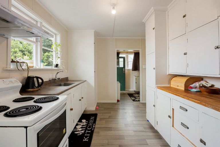 Photo of property in 79 Fairfield Road, Fairfield, Hamilton, 3214