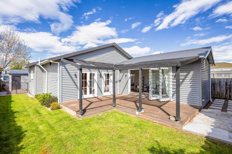 Photo of property in 2/151 Idris Road, Strowan, Christchurch, 8052