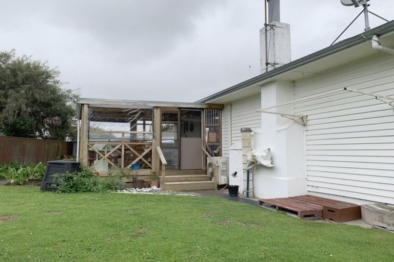 Photo of property in 1 Jull Crescent, Waipukurau, 4200