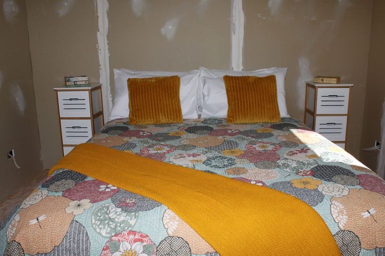 Photo of property in 28 Leven Street, Naseby, 9396