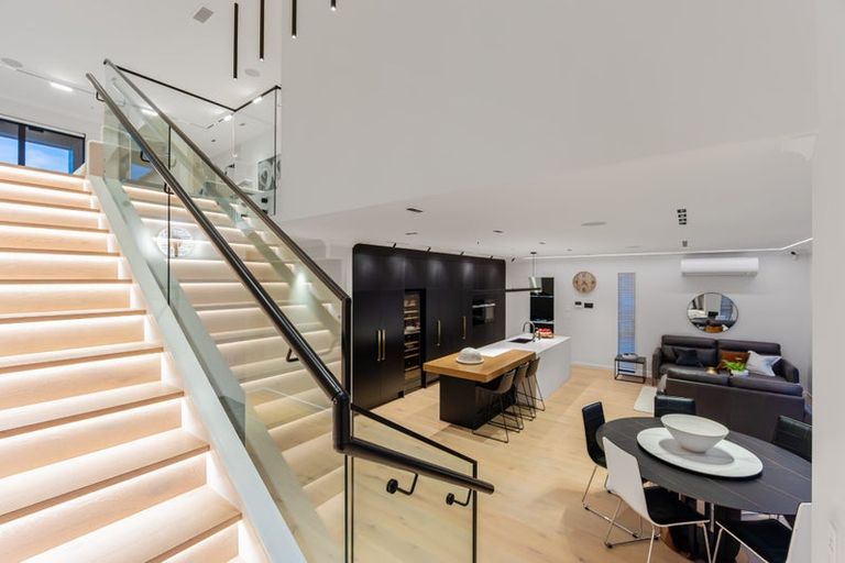 Photo of property in 7 Headsail Drive, Long Bay, Auckland, 0630