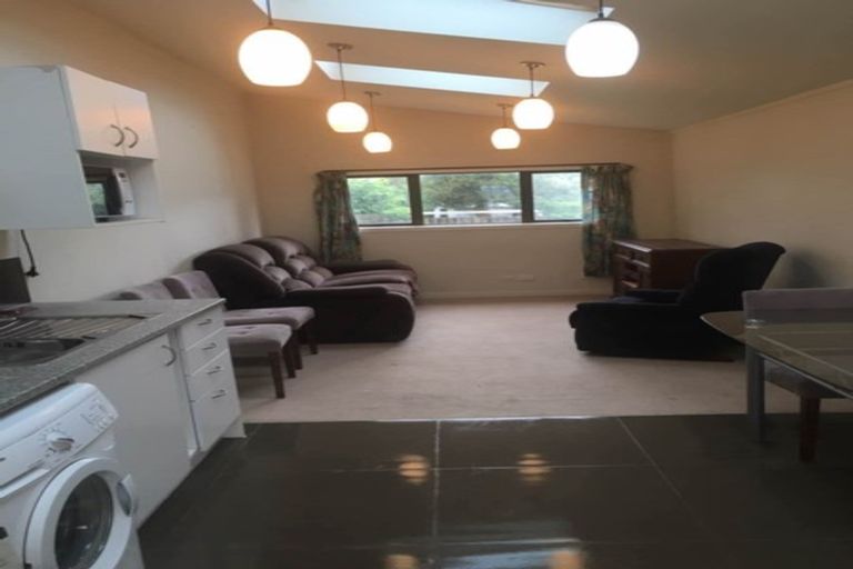 Photo of property in 8 Keldale Place, Forrest Hill, Auckland, 0620