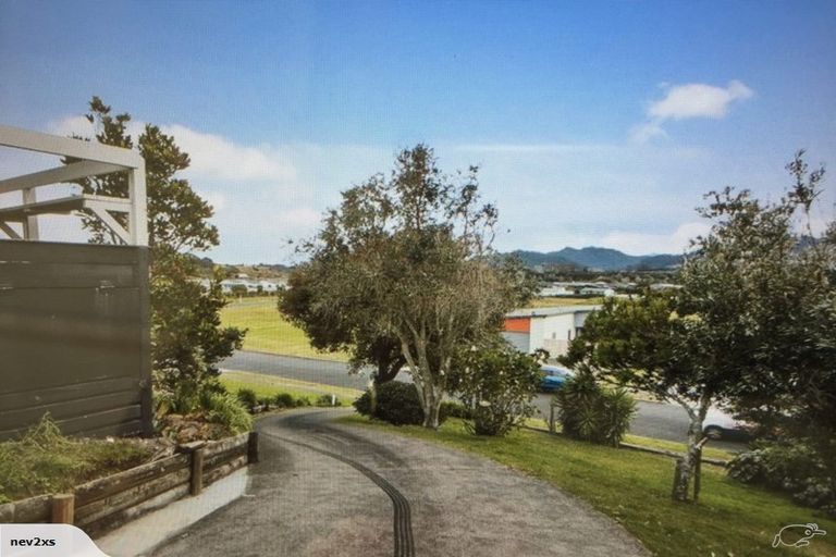 Photo of property in 39 Hanlen Avenue, Waihi Beach, 3611