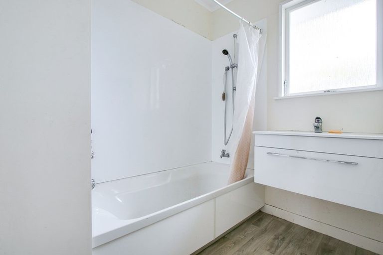 Photo of property in 1 Ripon Place, Tamatea, Napier, 4112