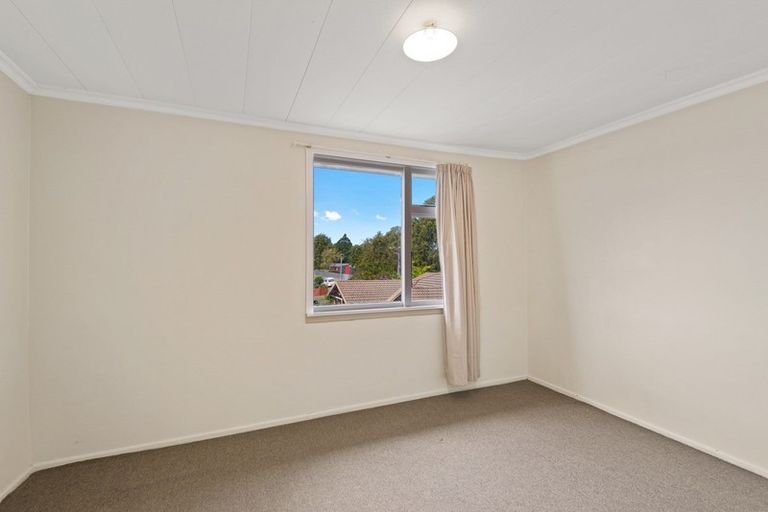 Photo of property in 99 Momorangi Crescent, Redwood, Christchurch, 8051