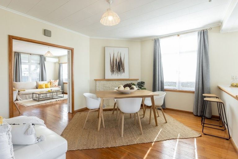 Photo of property in 705 Avenue Road West, Saint Leonards, Hastings, 4120