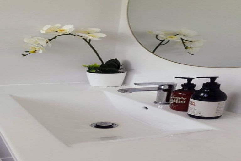 Photo of property in 22 Kawau View Road, Snells Beach, 0920