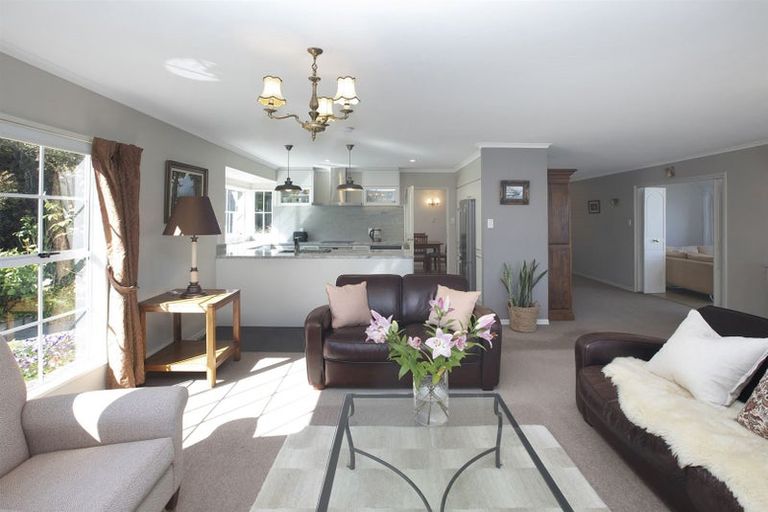 Photo of property in 4 Lady Polson Lane, Cashmere, Christchurch, 8022