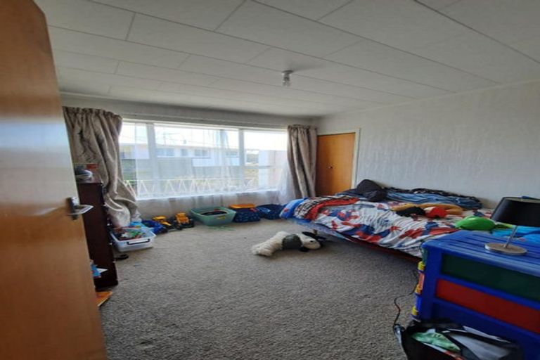 Photo of property in 1/183 Seaview Road, Westown, New Plymouth, 4310