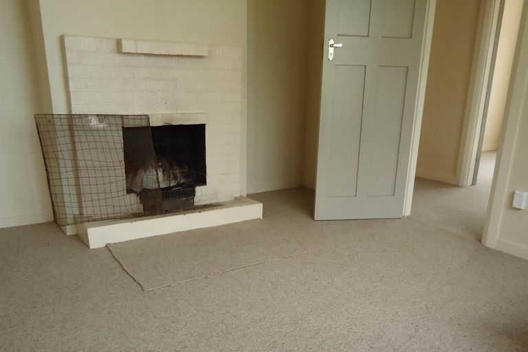 Photo of property in 14 Rhodes Street, Waimate, 7924