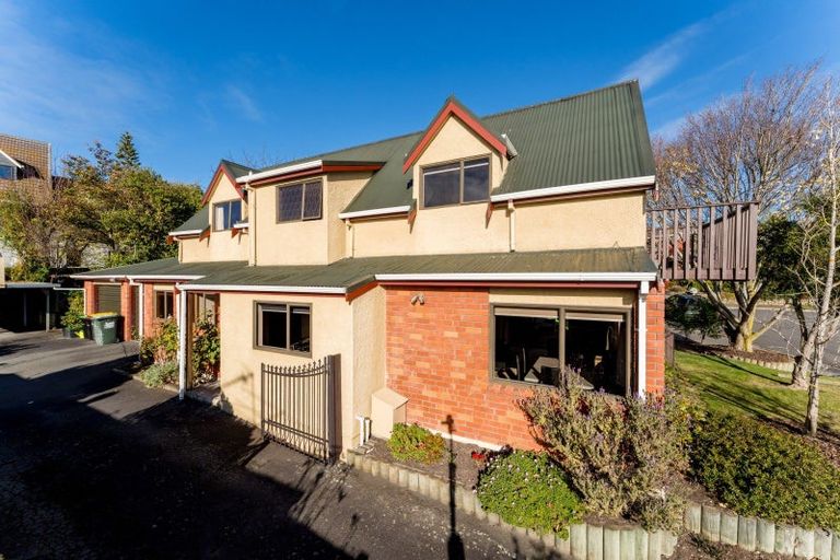 Photo of property in 66 Kinmont Crescent, Kinmont Park, Mosgiel, 9024