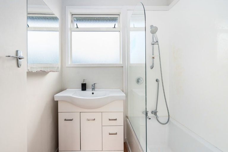 Photo of property in 87 Long Melford Road, Awapuni, Palmerston North, 4412