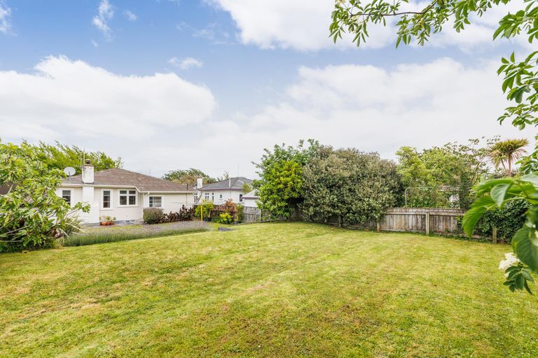 Photo of property in 76 Havill Street, Takaro, Palmerston North, 4410