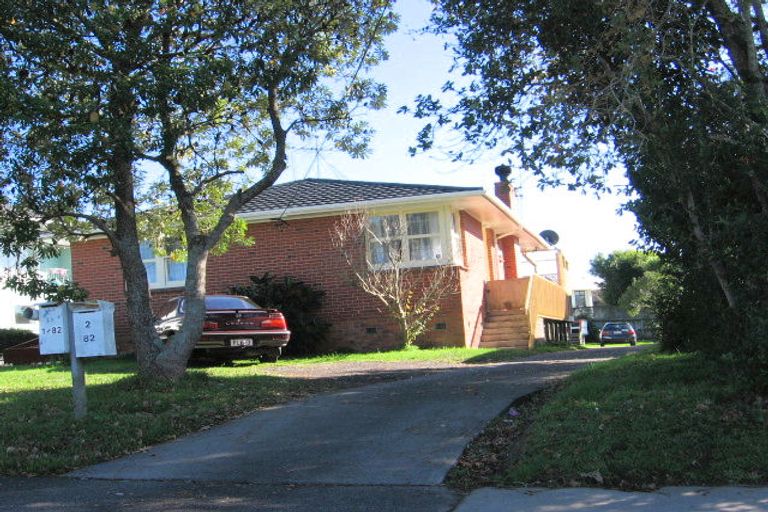 Photo of property in 1/82 Roberts Road, Te Atatu South, Auckland, 0610