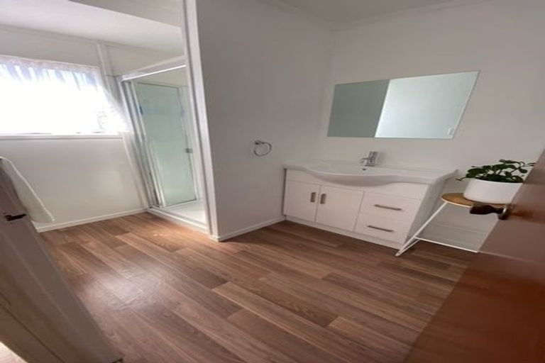 Photo of property in 16 Fitzwilliam Drive, Torbay, Auckland, 0630